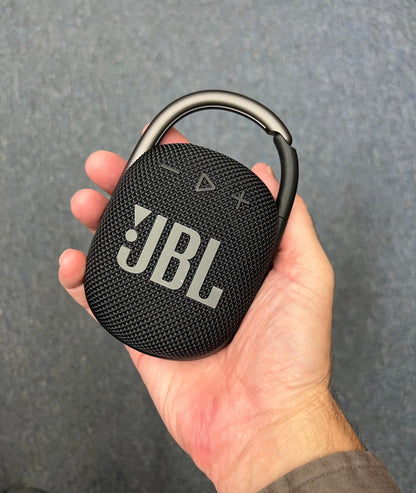 JBL Clip 4 Altavoz Portátil Negro Con Bluetooth Y Clip 110v